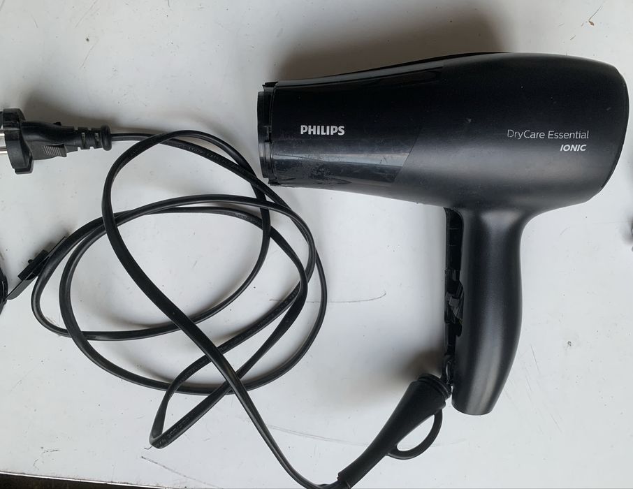 Фен Philips drycare essential ionic на запчастини