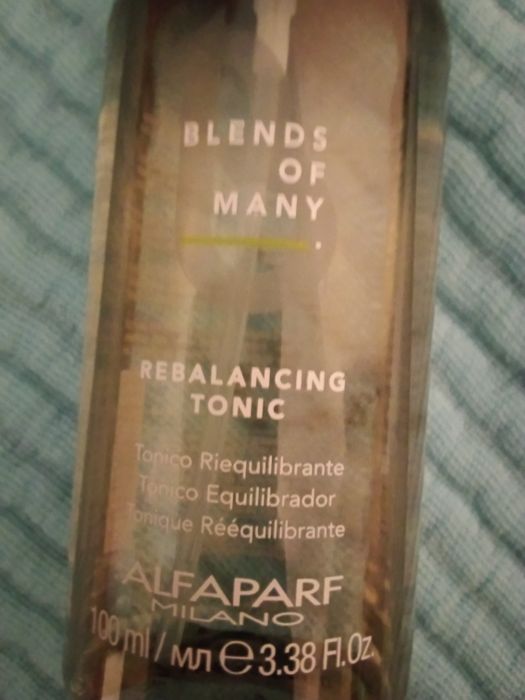 Produto para couro cabeludo exclusivamente em salões de beleza