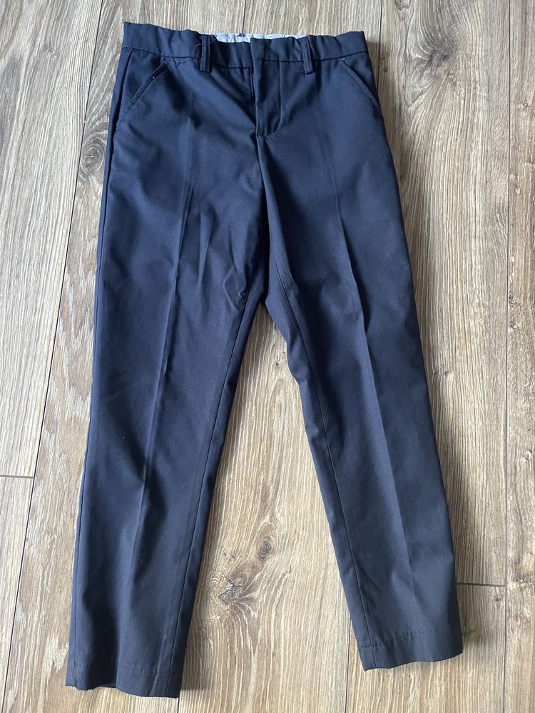 Spodnie garniturowe Smyk r. 140