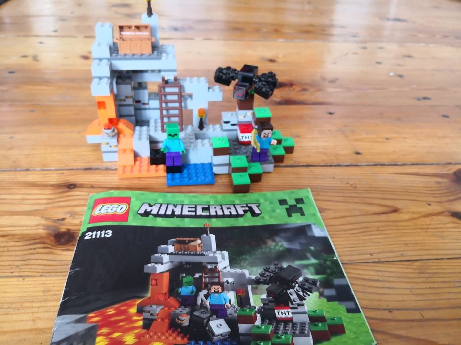 Lego Minecraft Jaskinia 21113
