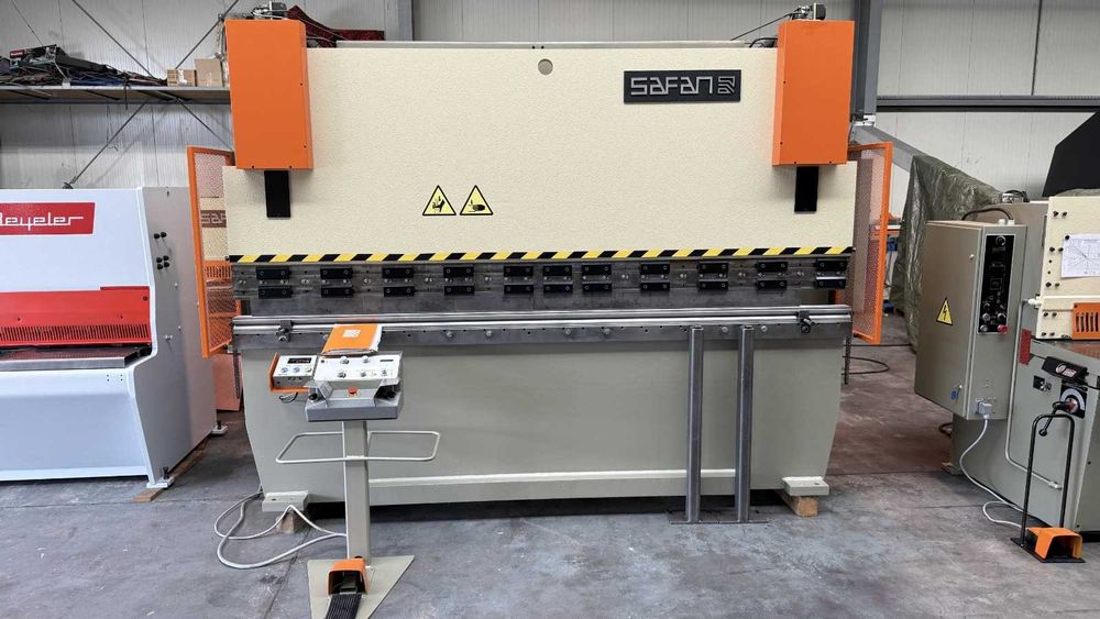 Prasa krawędziowa zaginarka giętarka krawędziarka SAFAN 110t x 3100mm