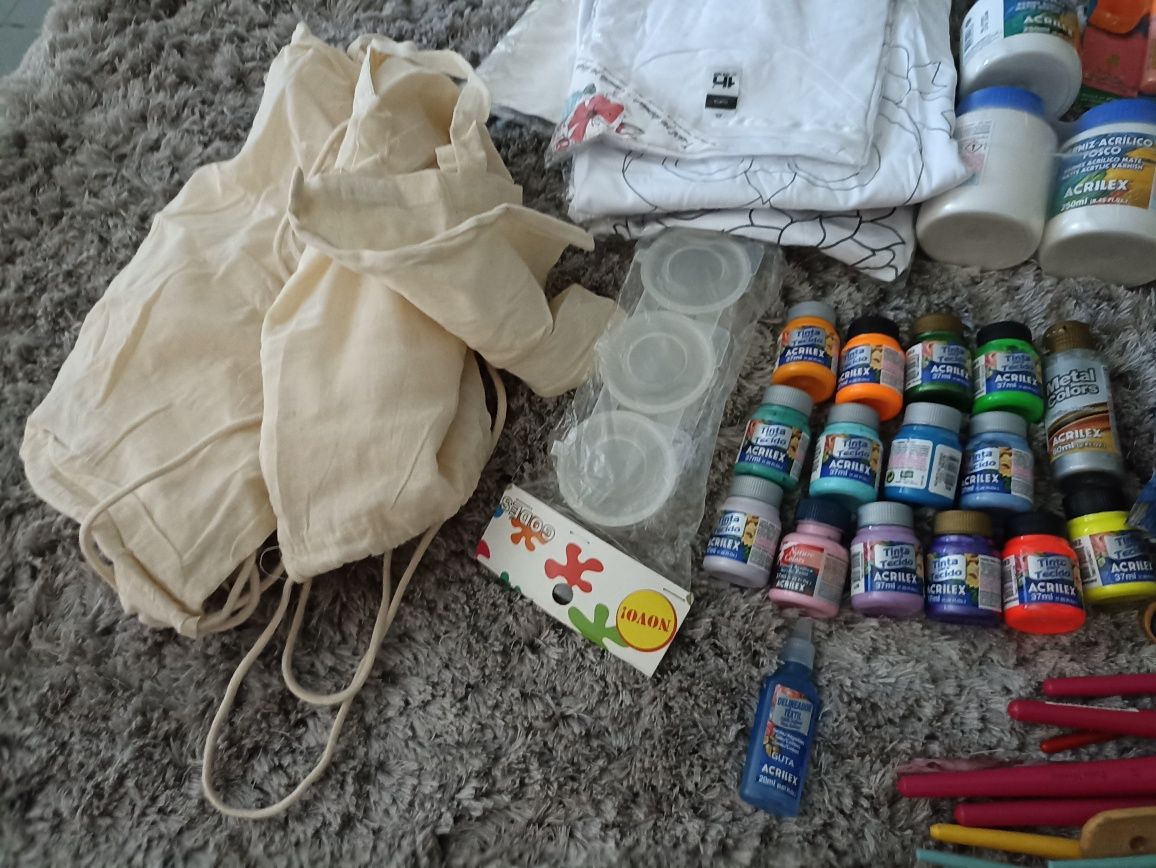 Conjunto de artigos para pintura