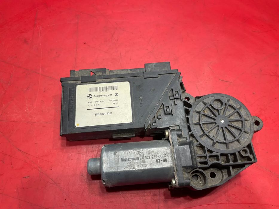 SILNICZEK SZYBY LEWY PRZÓD VW TOUAREG 3D1959793B