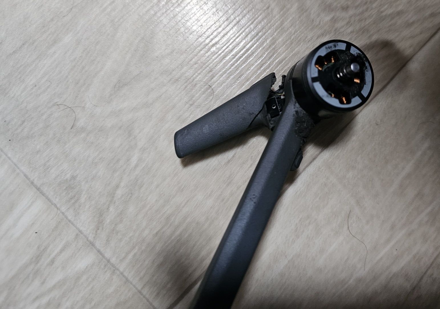 Дрон, квадрокоптер DJI Mavic 3T (под легкий ремонт)