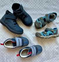 Кросівки Geox, сандалі superfit, черевики демісезон (27 розмір)