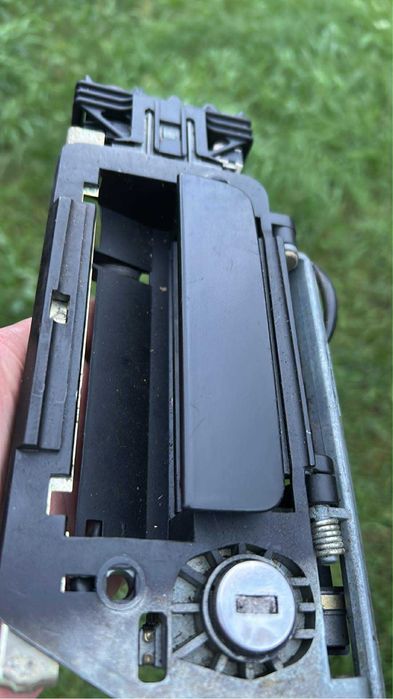 Klamka zewnętrzna Bmw e31 drzwi kierowcy 840 850 lewa