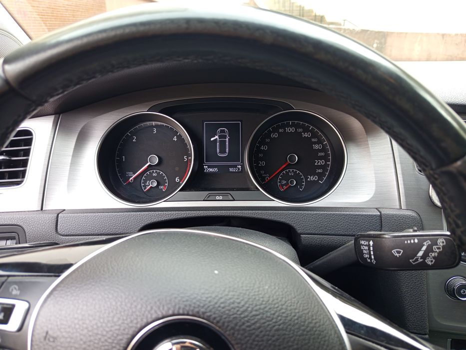 VW Golf VII Variant 1.6