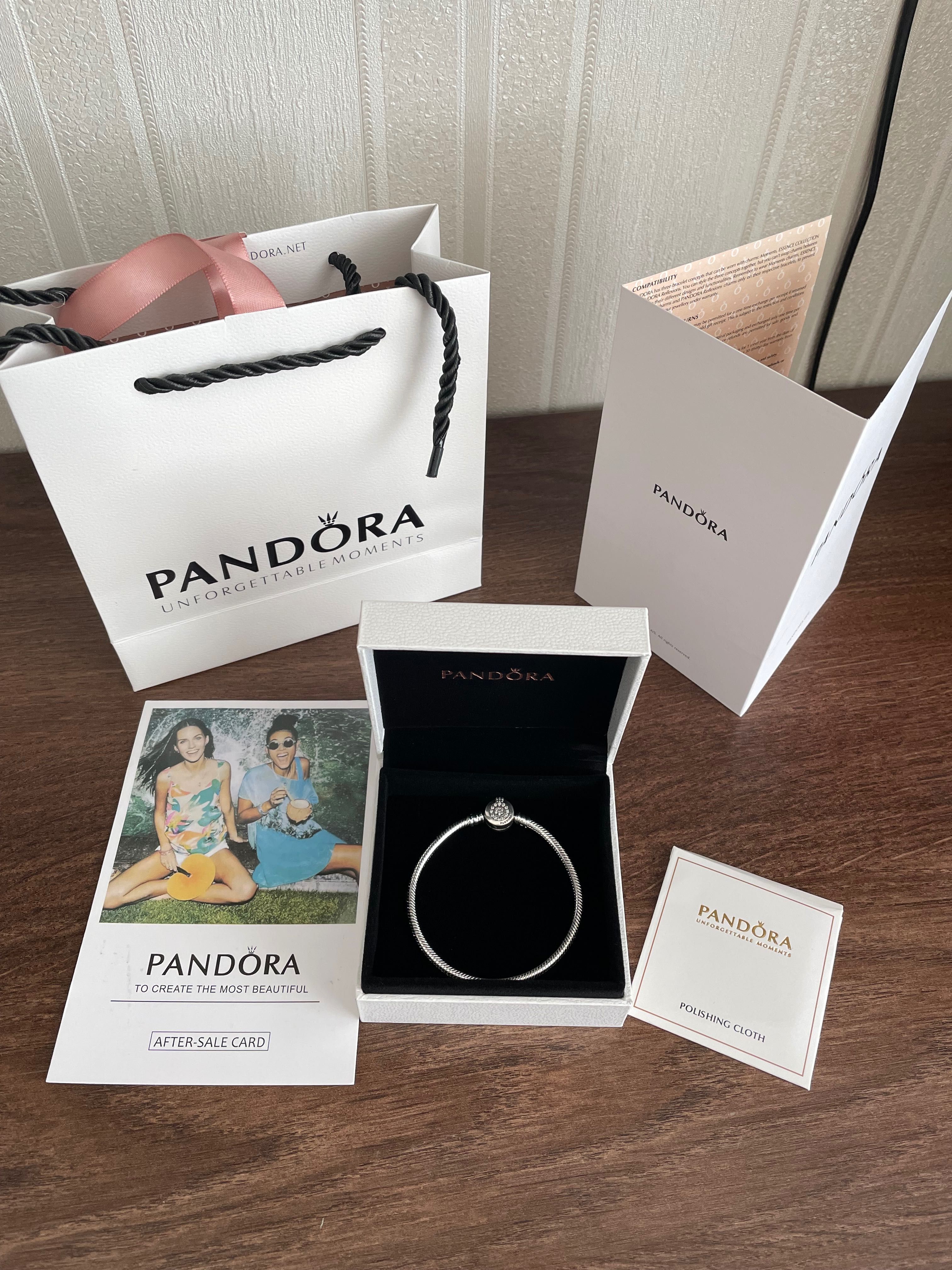 Срібний браслет Pandora із упакуванням