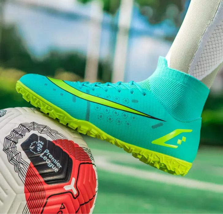 Buty piłkarskie obuwie sportowe turfy skarpeta orlik futbolówki