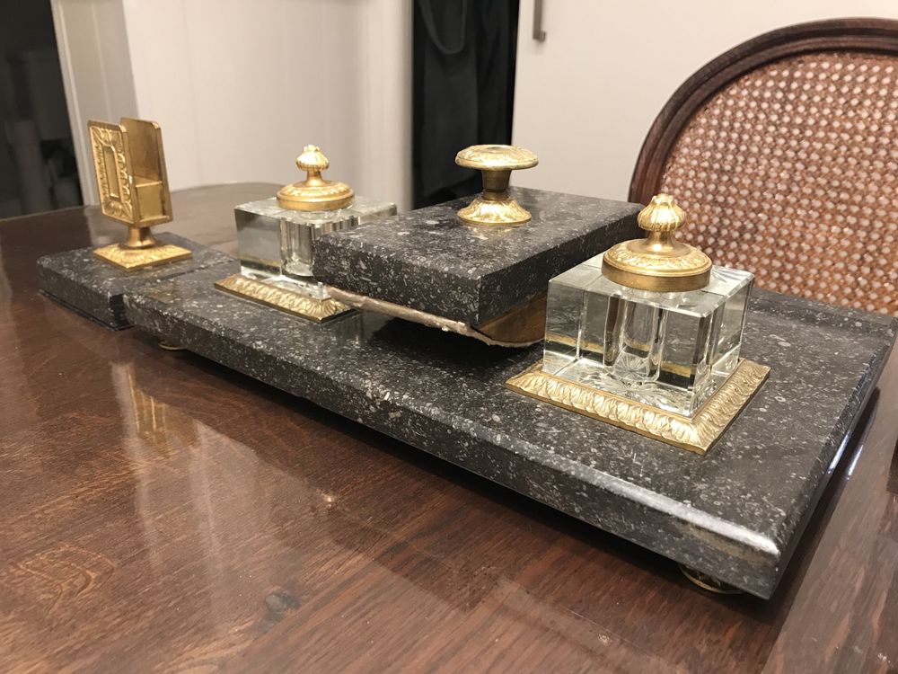 Elegancki komplet na biurko Art Deco granit kryształ mosiądz