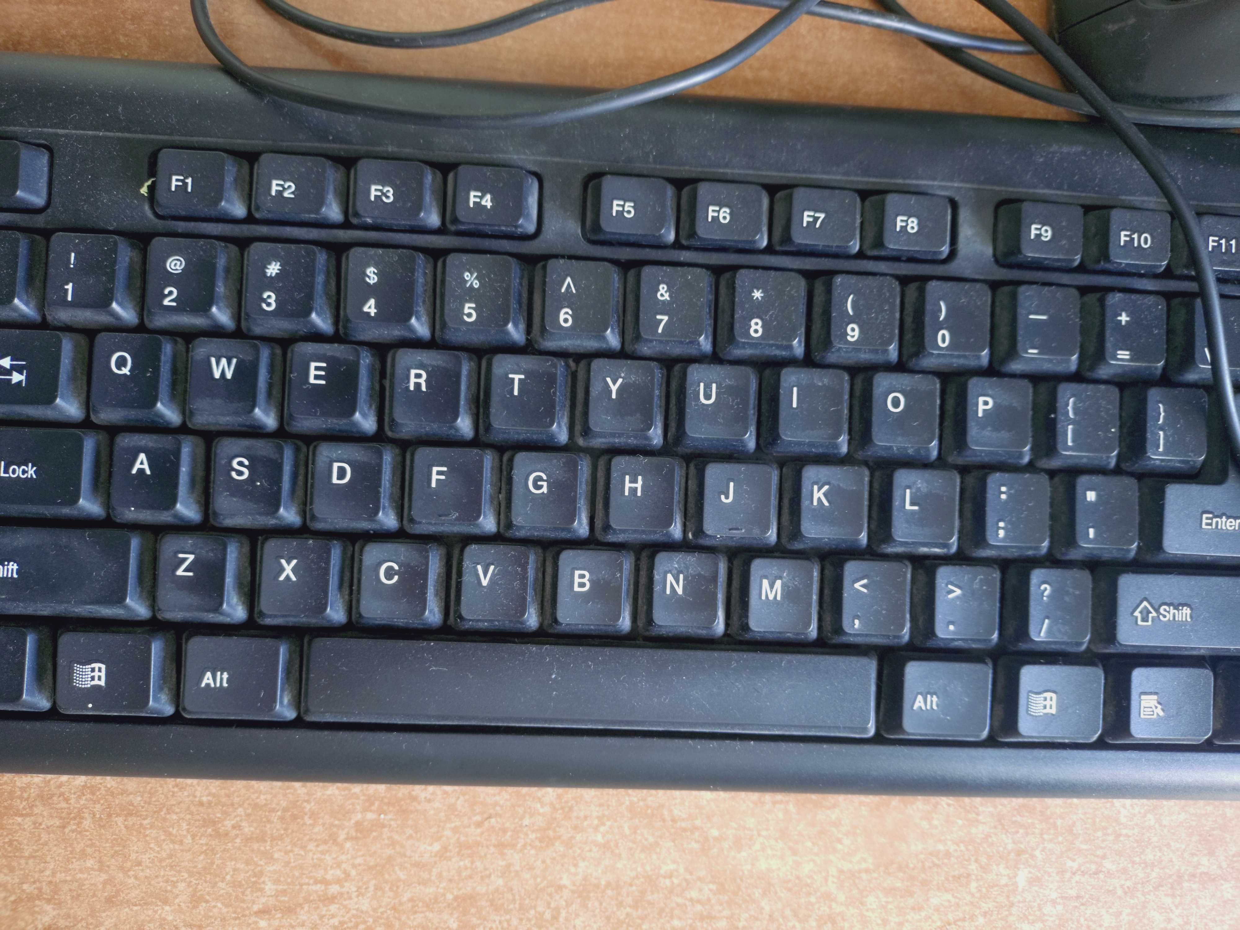 Klawiatura do komputera i mysz