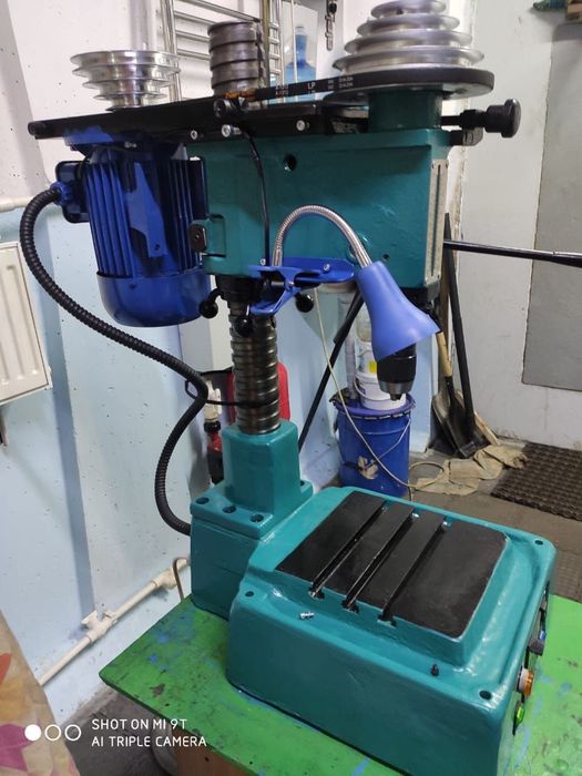 Сверлильный станок 2м