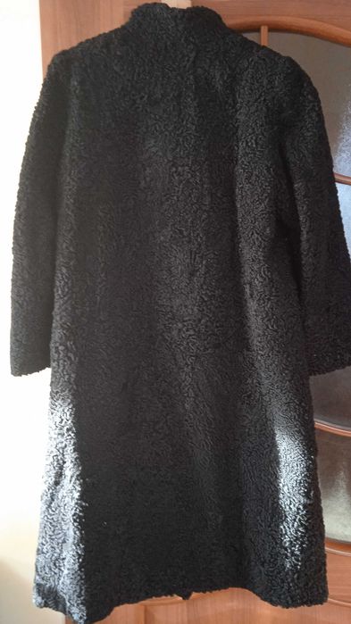 Futro czarne karakuły