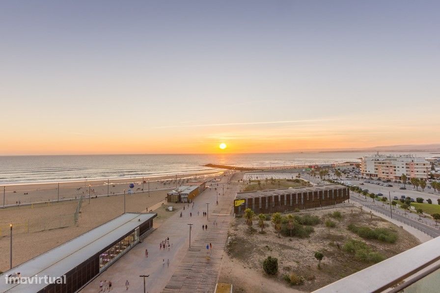 Apartamento com vista mar na Costa de Caparica.
