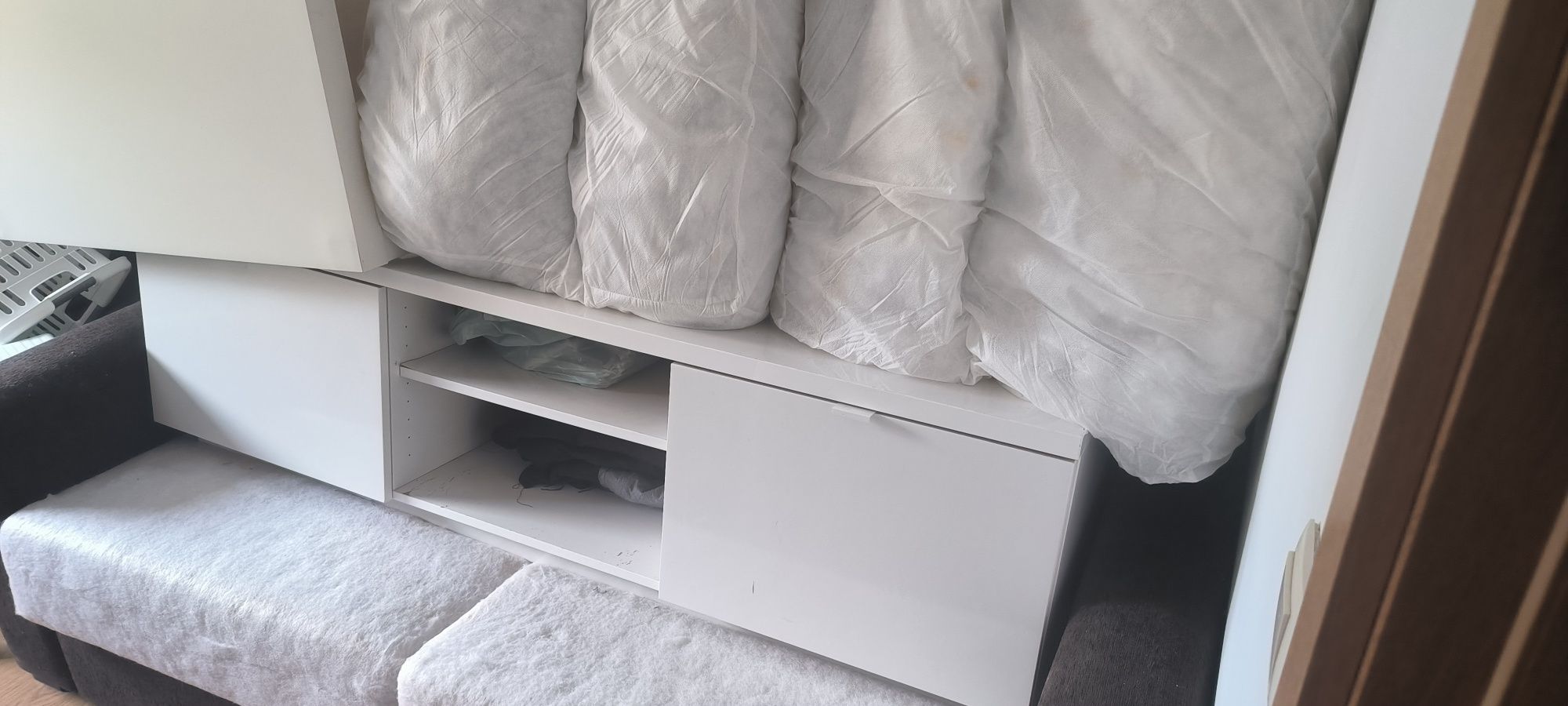 Conjunto de móveis para desocupar