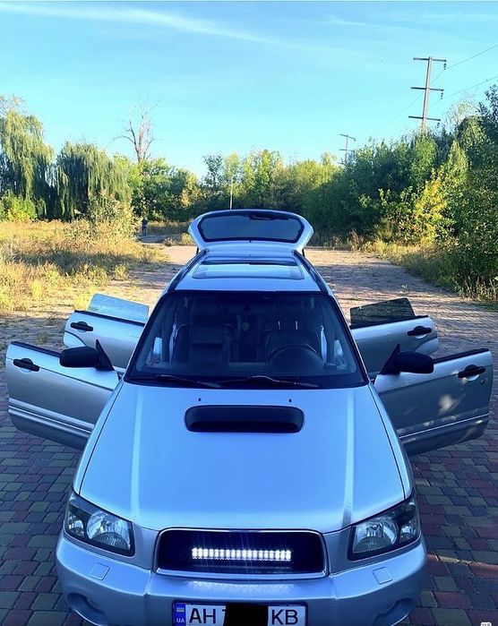 Продам subaru forester