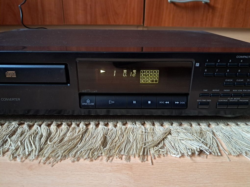 Kompakt Sony CDP 361