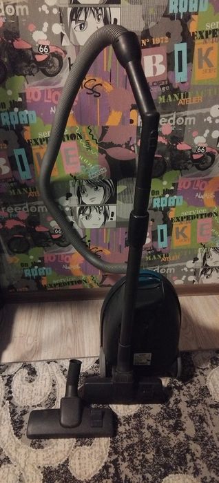 Продам пылесос Samsung 1400w  SC4034.