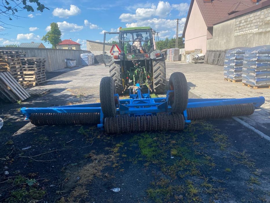 Wały posiewie Dalbo 5.1m , rolki , wał