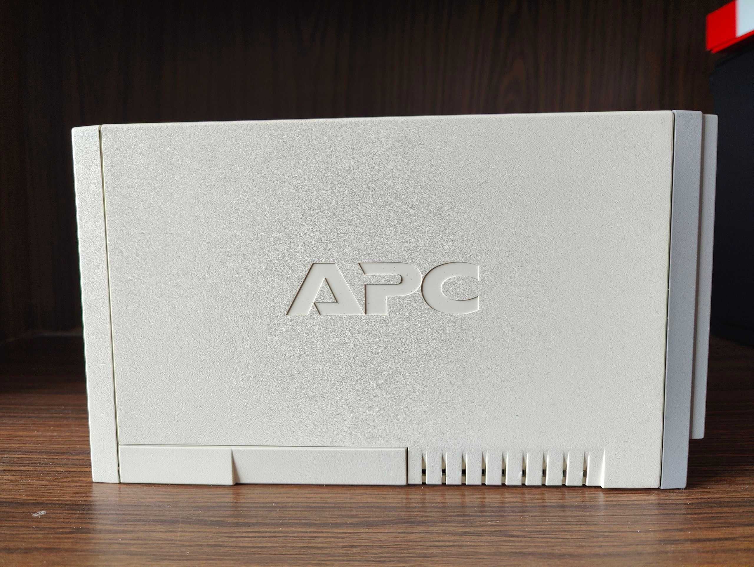 Джерело безперебійного живлення APC Back-UPS CS 500