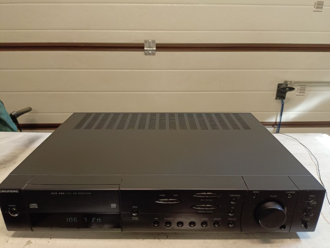 Amplituner z CD GRUNDIG RCD400

model RCD 400