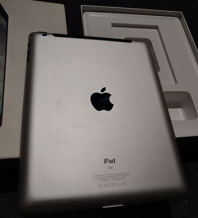 Планшет iPad 3 model A1430