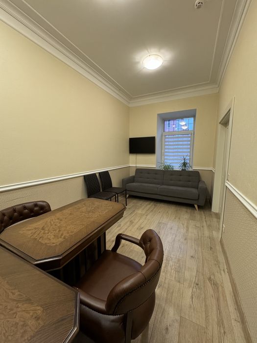 Оренда офісу Панаса Мирного 9 Центр міста Печерськ адвокат нотаріус