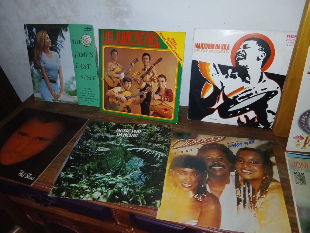 Lote 50 Lp como novos 99 €