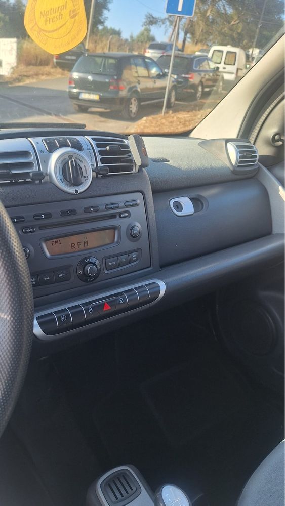 Smart fortwo cinzento