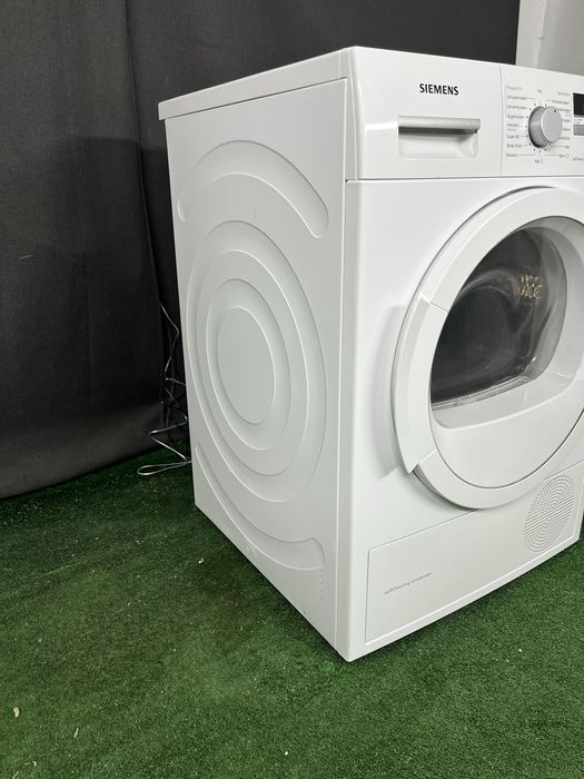 Сушильна машина Siemens IQ700 A+++