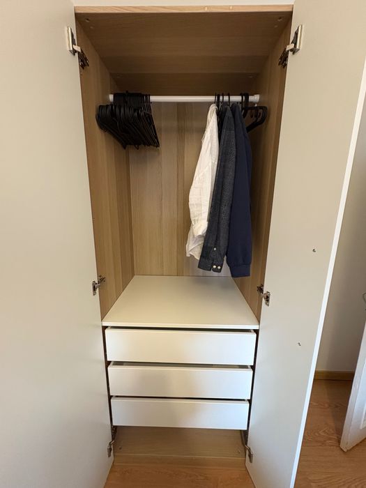 Armario Ikea 4 portas