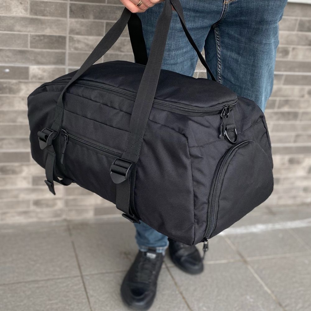 Чорна дорожня спортивна сумка з відділенням для взуття