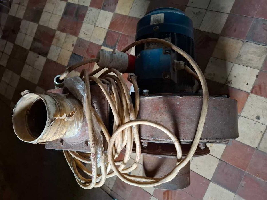 Вытяжка промышленная улитка 3 кВт в комплекте с кабелем - 2 шт.