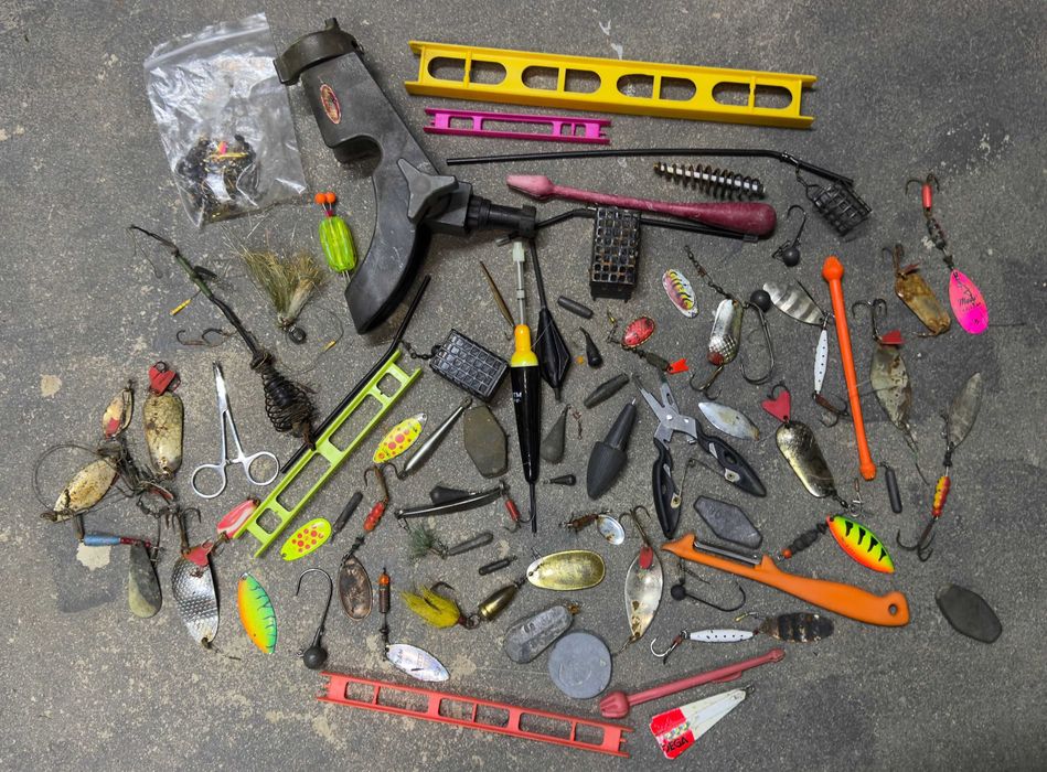 Zestaw wędkarski, akcesoria, gadżety, używane.