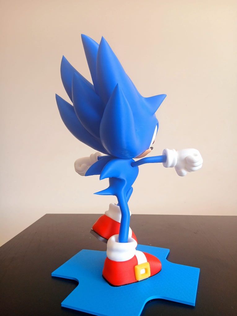 Estátua do Sonic Clássico em Impressão 3D – 35 cm de Altura
