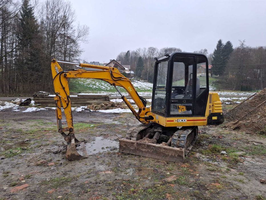 sprzedam minikoparkę jcb 803