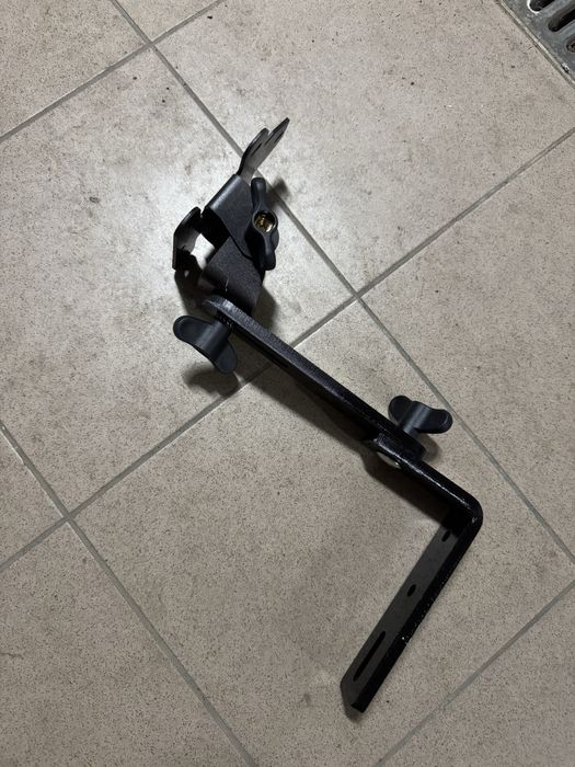 Uchwyt monitora wyświetlacza mocowanie ,GPS nawigacja John deere Claas