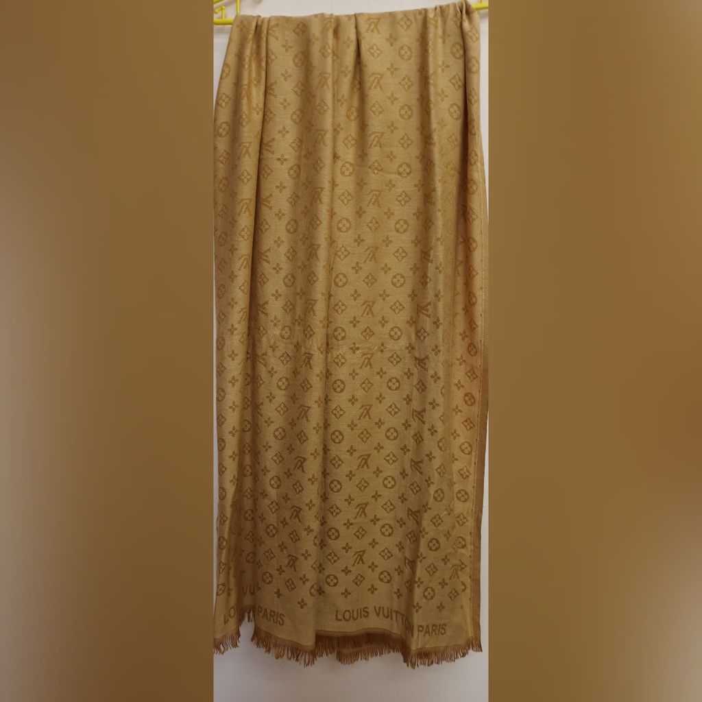 Cudny duży szal oversize Louis Vuitton