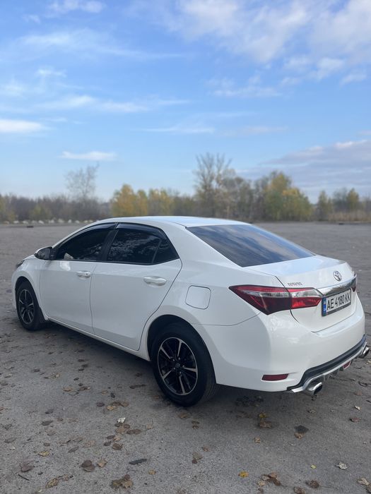 Toyota corolla 2016 1.6 мкпп