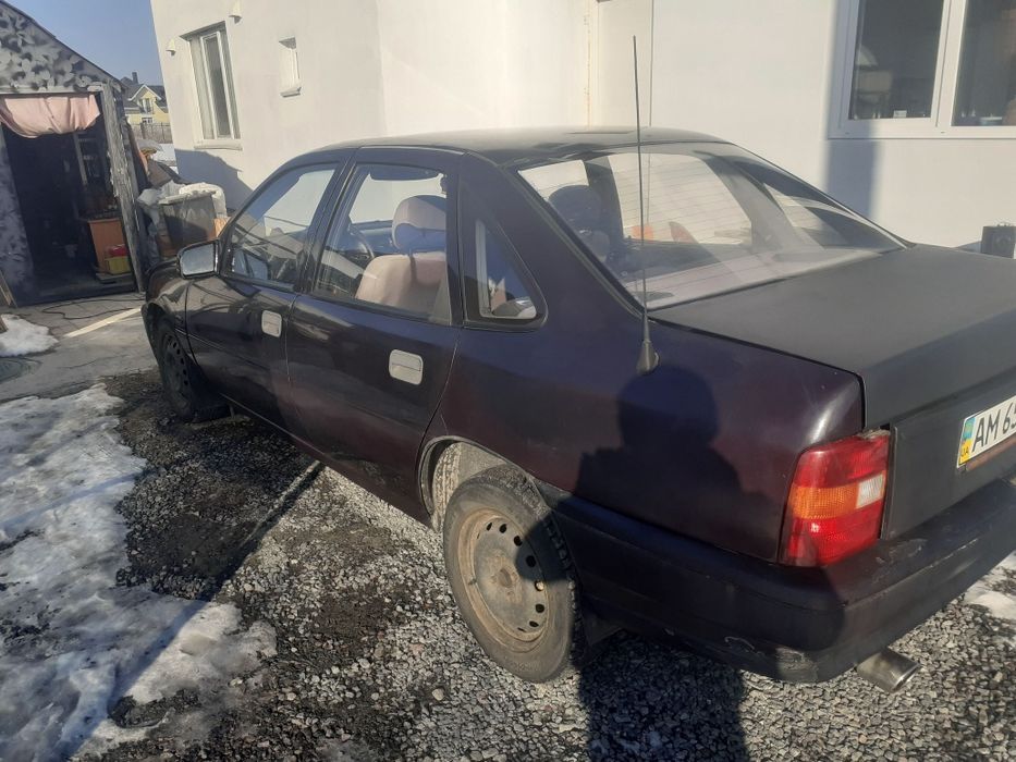 Опель вектора 2.0і