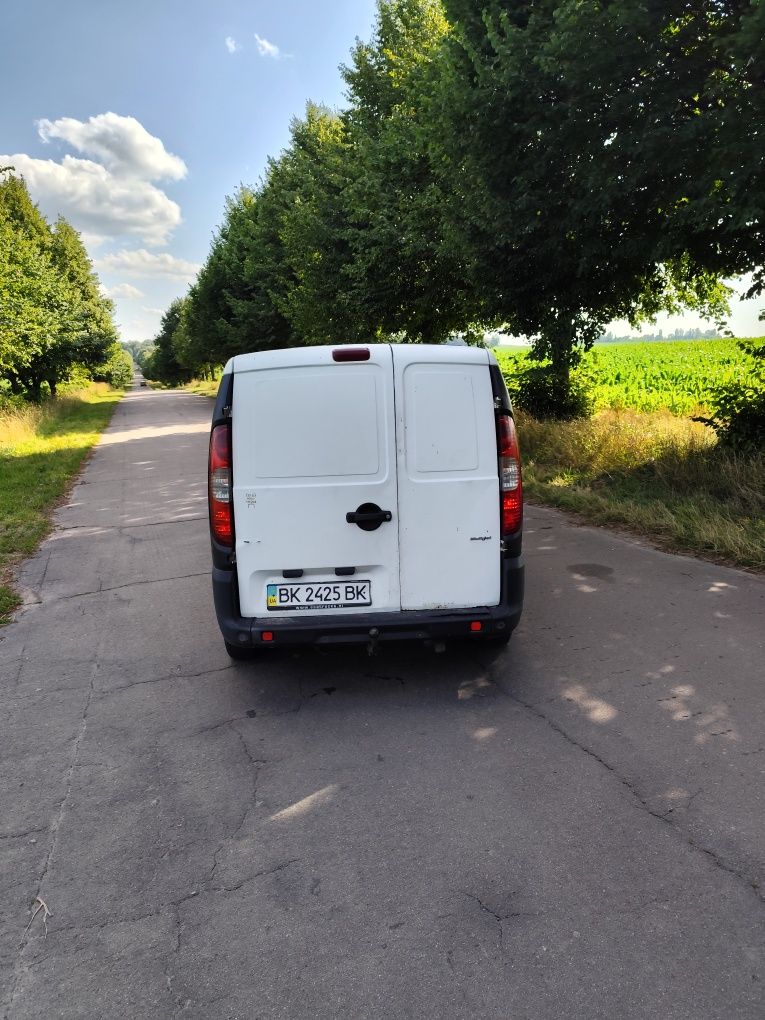 Фіат Добло пасажир максібаза
