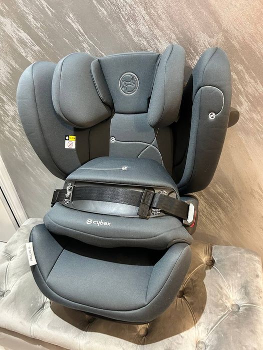 Cybex Pallas G i-Size.  1/2/3