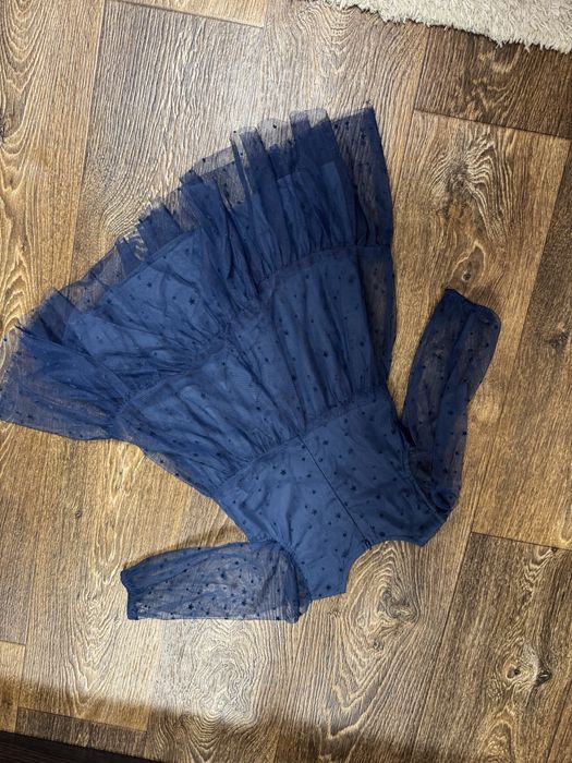 Платье нарядное на 90,92