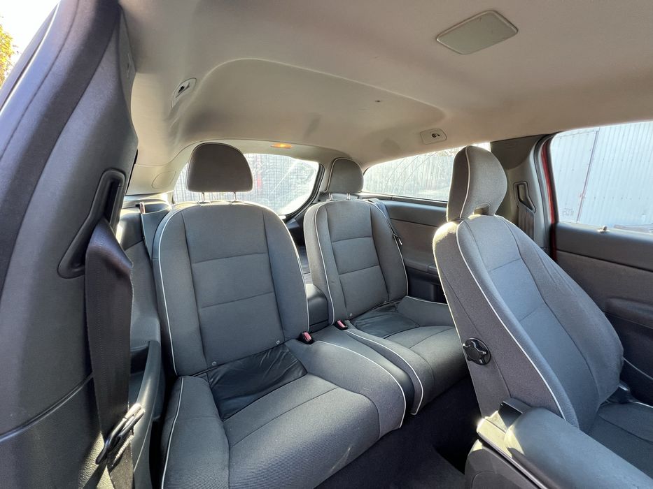 Volvo c30 2.0 дизель  Вольво  Продаж