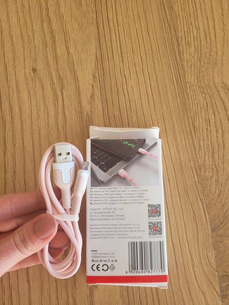 rożowy kabel micro-usb