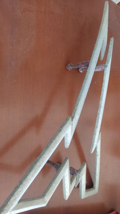 Grande e antigo e raro puxador "Magirus" dim 50cm x 31 cm