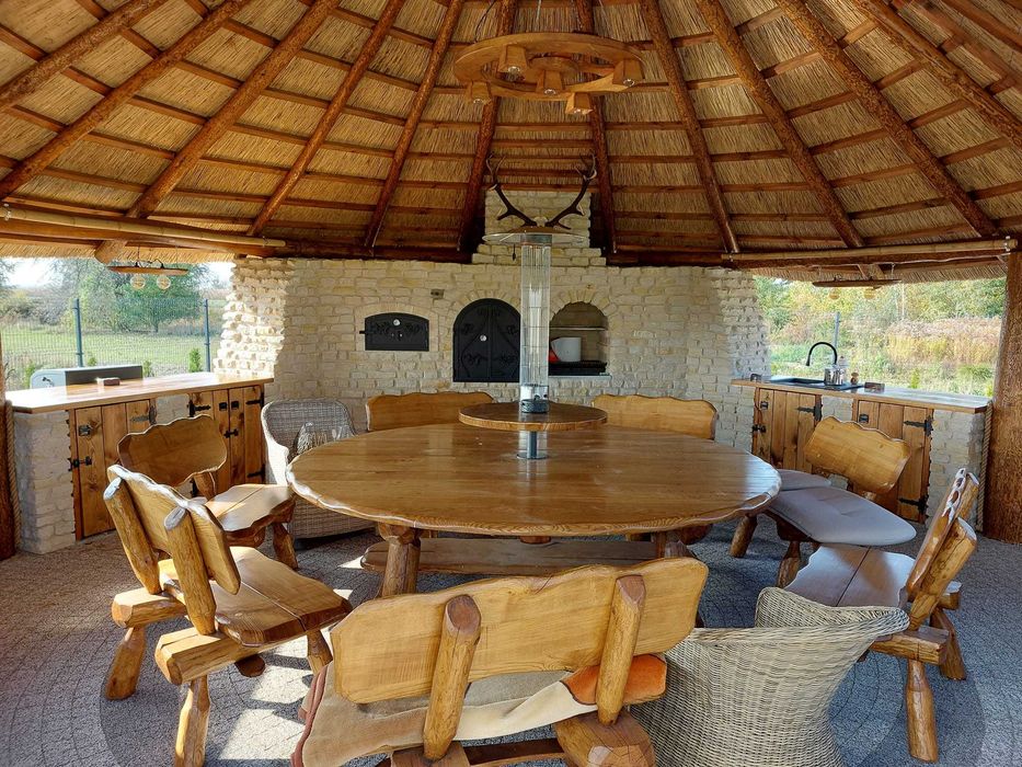 Kostka/cegła kamień piaskowiec-(płot,grill,altanka)