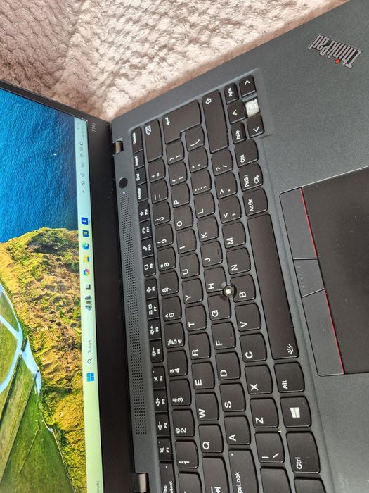 Ноутбук Lenovo ThinkPad T14s Gen 2 | i5-1135G7 | 16GB RAM | 256GB SSD