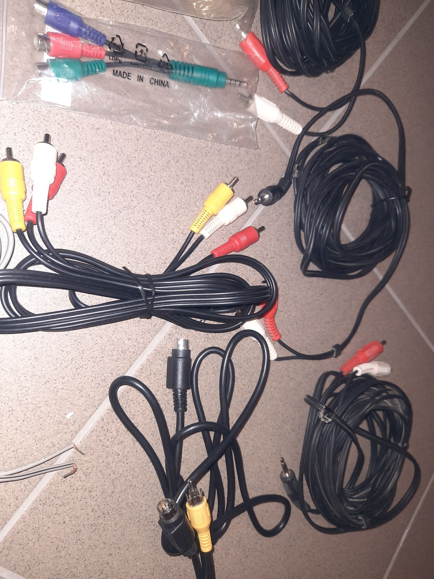 Amplituner Thomson DPL2000 5.1 + kable