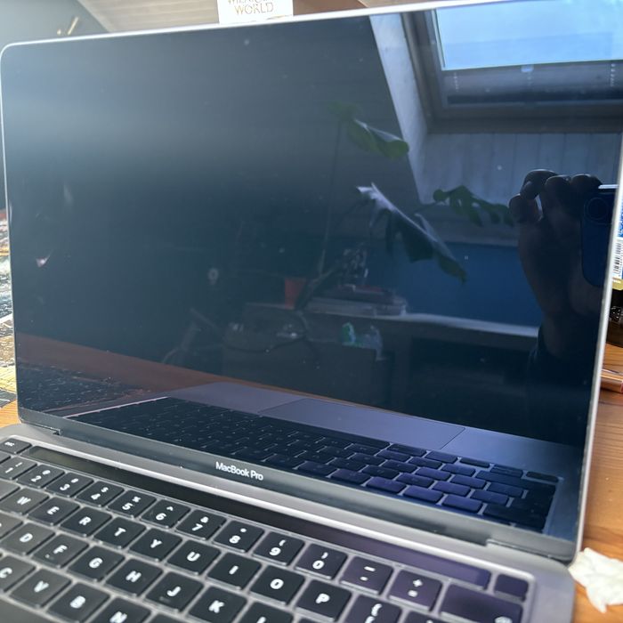 Macbook Pro 2020 intel 13” touchbar